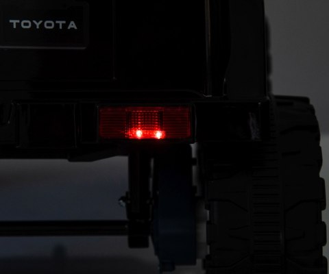 Milly Mally Pojazd na akumulator Toyota FJ Cruiser Black Milly Mally Pojazd na akumulator Toyota FJ Cruiser Black