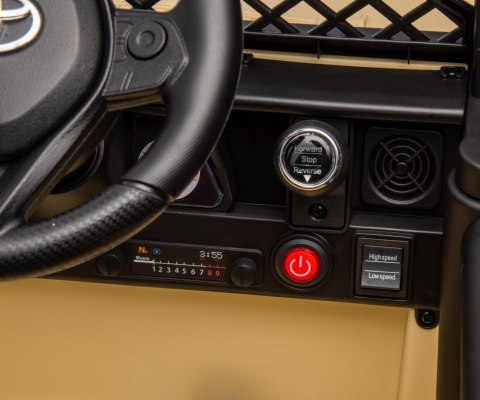 Milly Mally Pojazd na akumulator Toyota FJ Cruiser Khaki Milly Mally Pojazd na akumulator Toyota FJ Cruiser Khaki