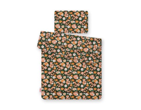 Komplet pościeli dla niemowląt z wypełnieniem 2-cz 75x100cm NEWBORN - lisia rodzinka na zieleni Komplet pościeli dla niemowląt z wypełnieniem 2-cz 75x100cm NEWBORN - lisia rodzinka na zieleni